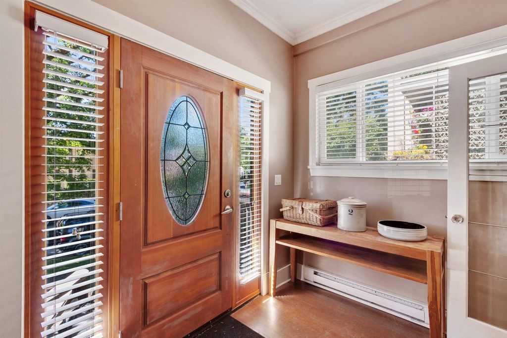 listing image 1101367461957590820