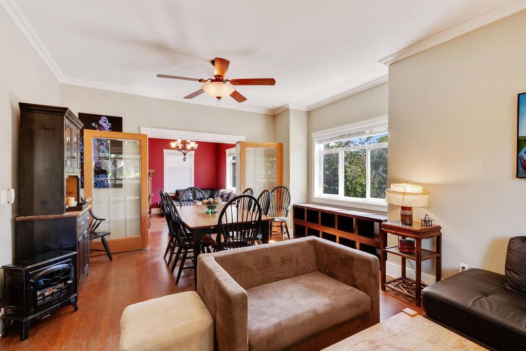 listing image 1107239894961962907