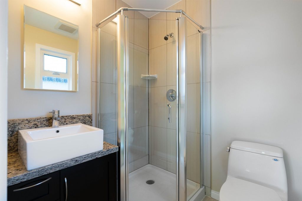 listing image 1103734587735469849