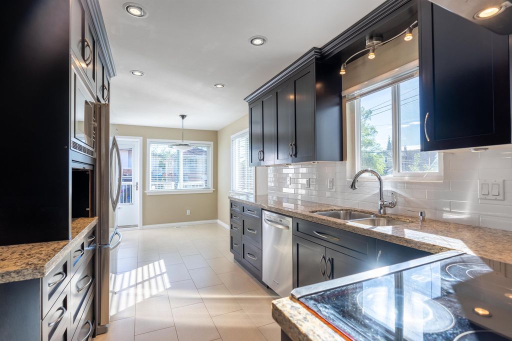 listing image 1109231025983416784