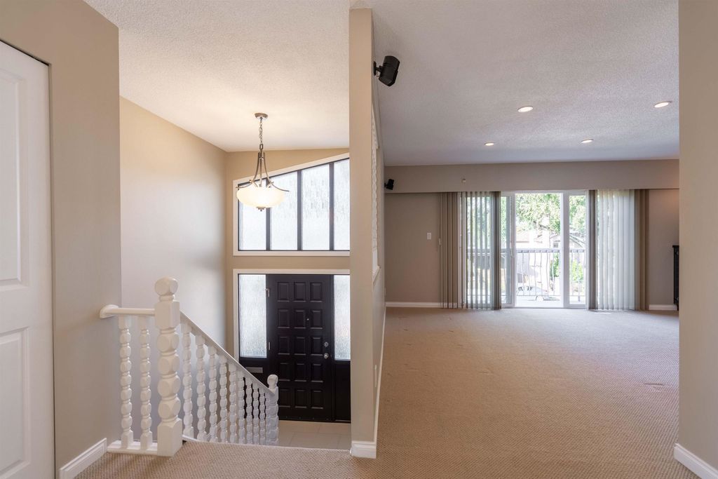 listing image 1100207800571143181