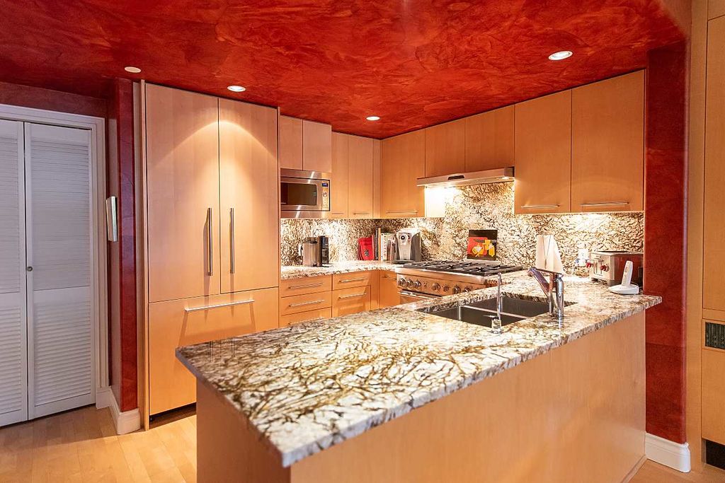 listing image 1102478409535594539