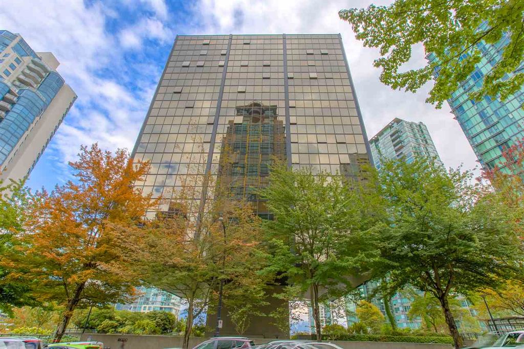 listing image 1102387634614320958