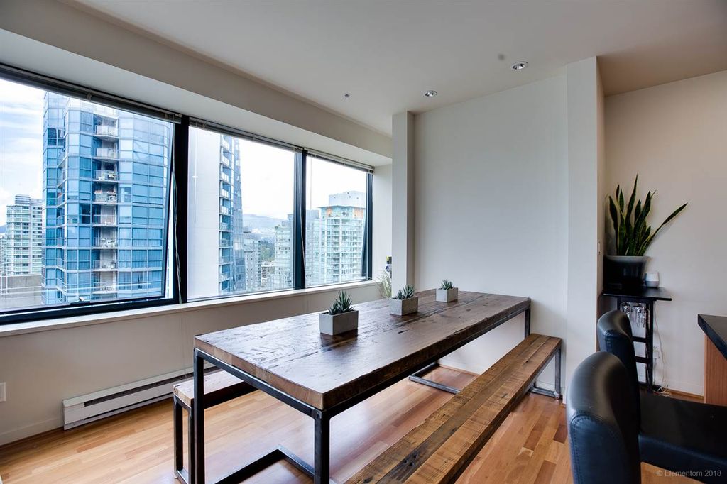 listing image 1100929381484593673