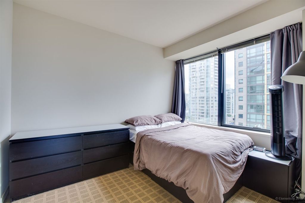 listing image 1108930259489695396