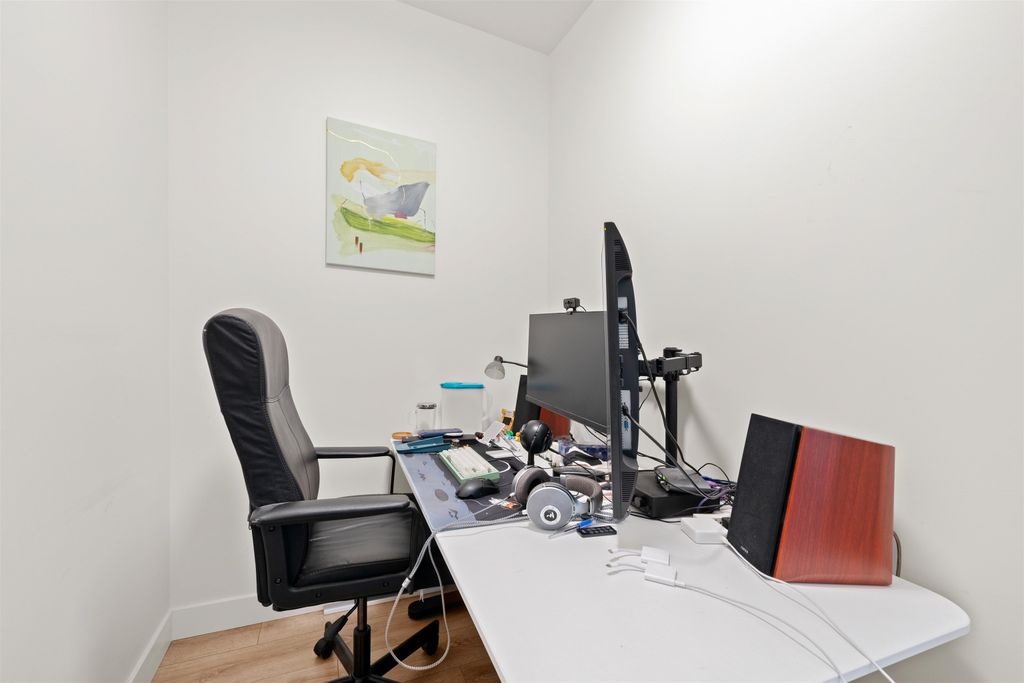 listing image 1101589886755969387