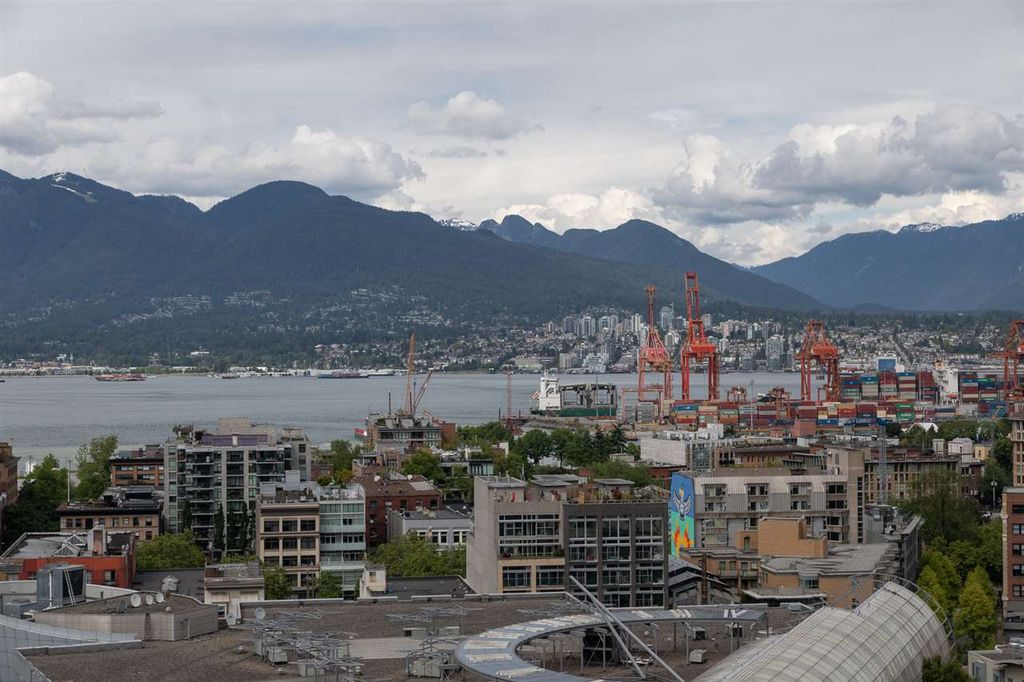 listing image 1108085721798051449