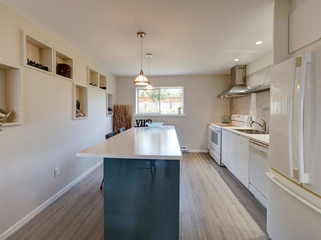 listing image 1106033360638045668