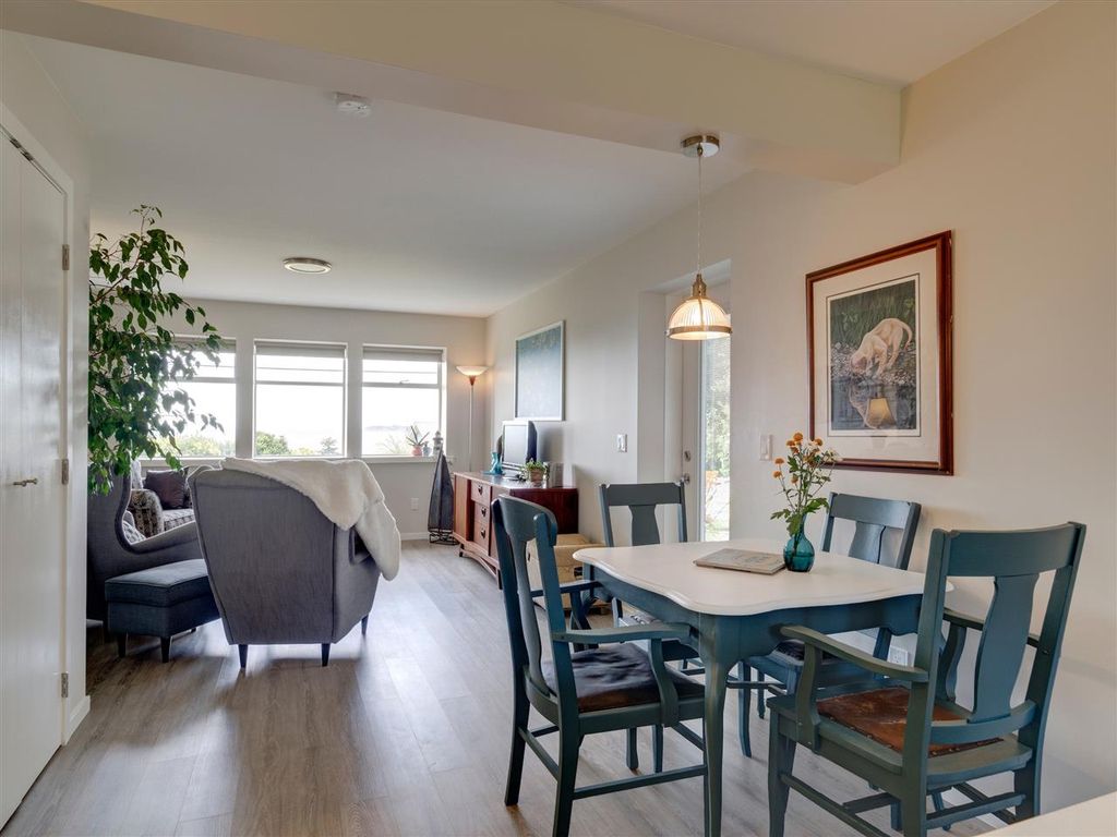 listing image 1107812504168744861