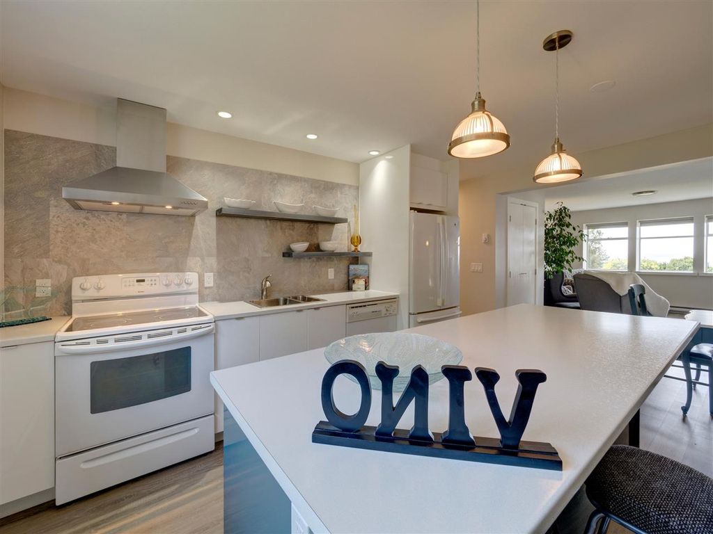 listing image 1100500469650933427