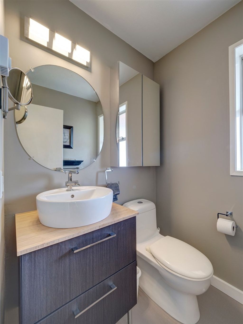 listing image 1107434238217087332