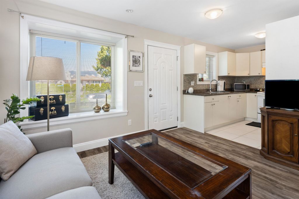 listing image 1100316462641019041