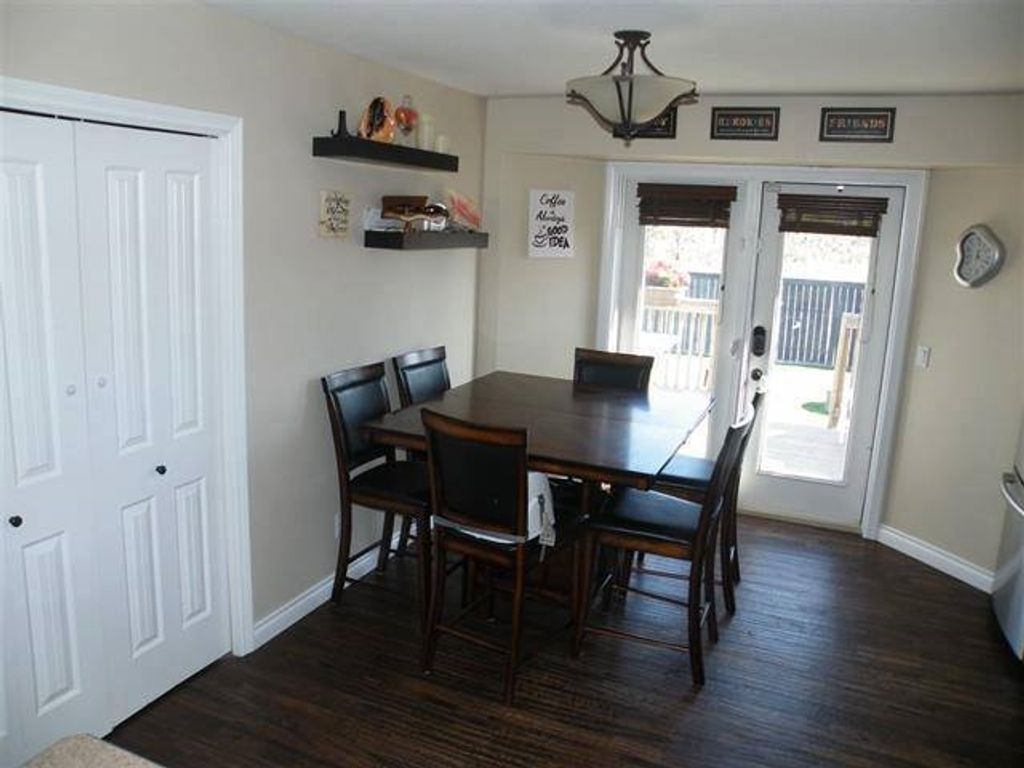 listing image 1102944301444964795