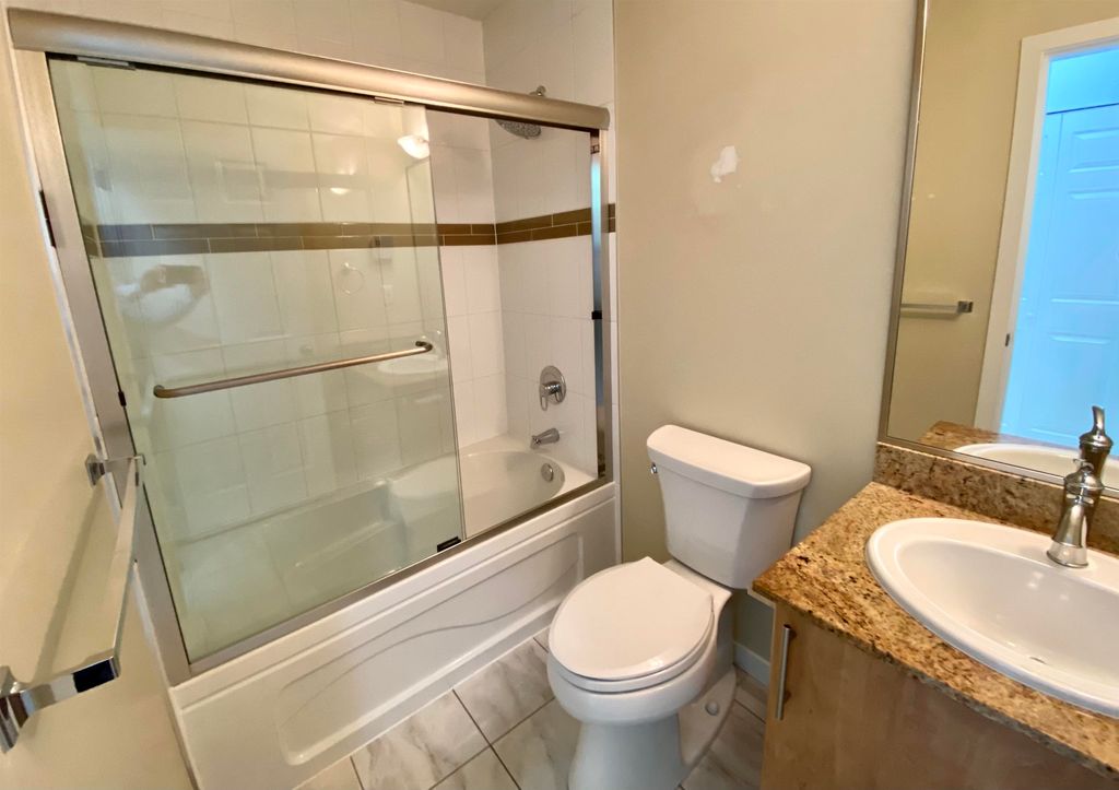 listing image 1107977892322288833