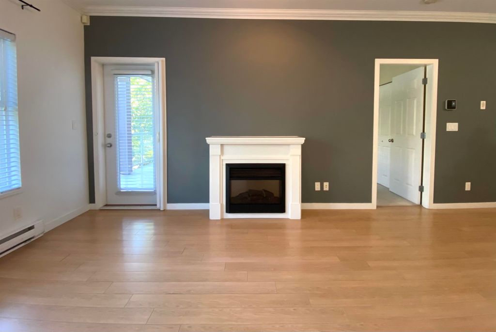listing image 1101781204074978140