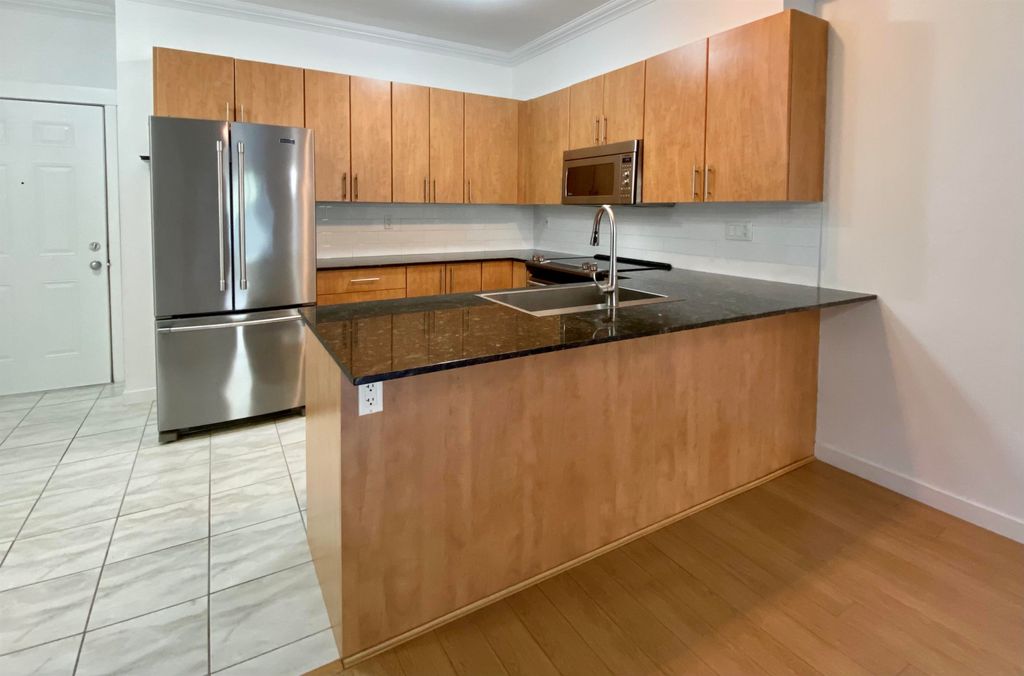 listing image 1106294555709734779