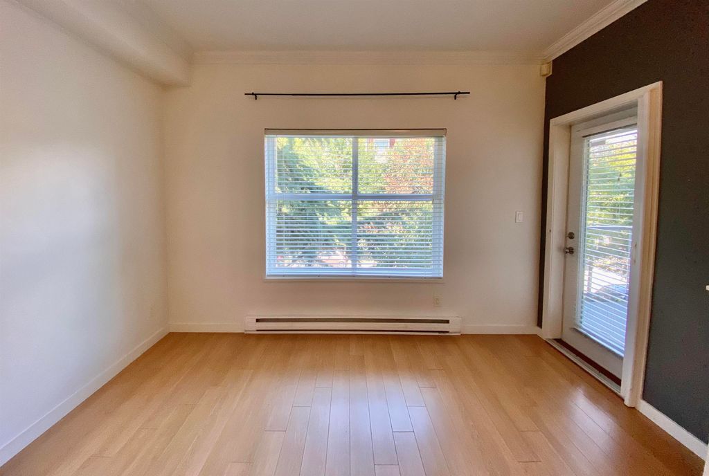 listing image 1100008543536393920