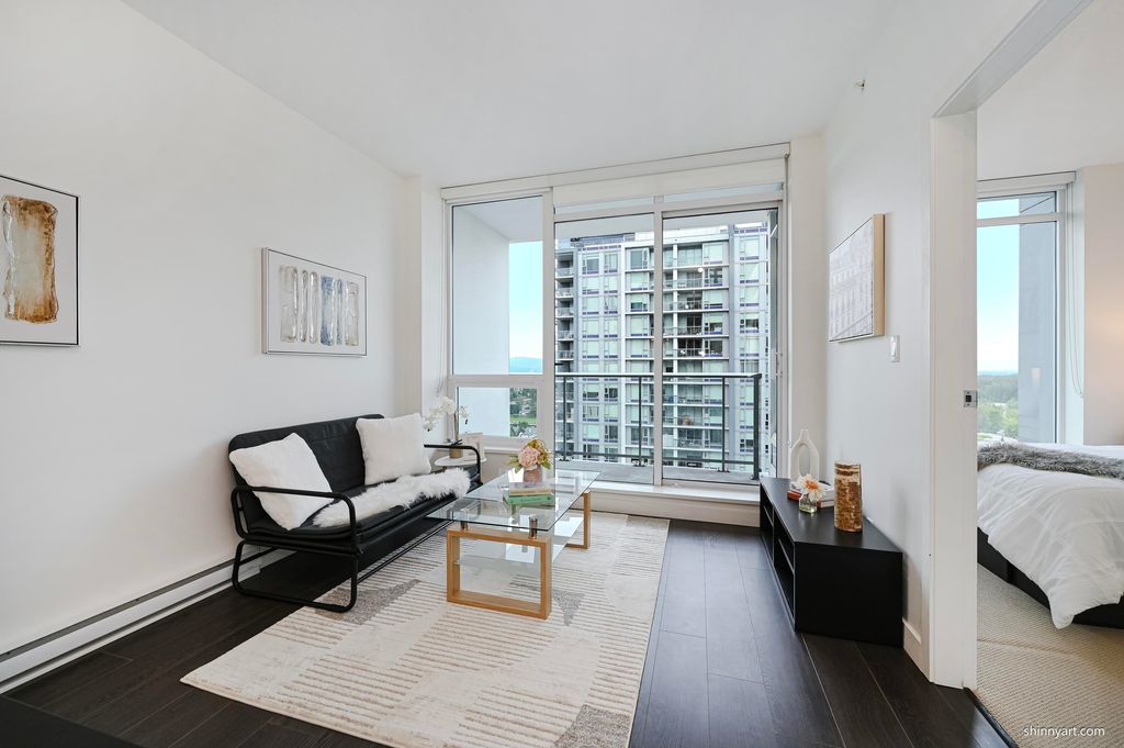 listing image 1102864305817183922