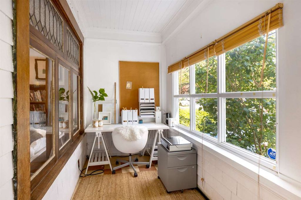 listing image 1108388957073383258