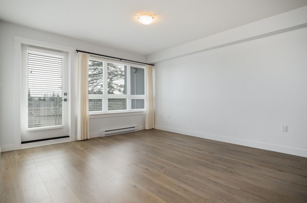 listing image 1100792997948946266
