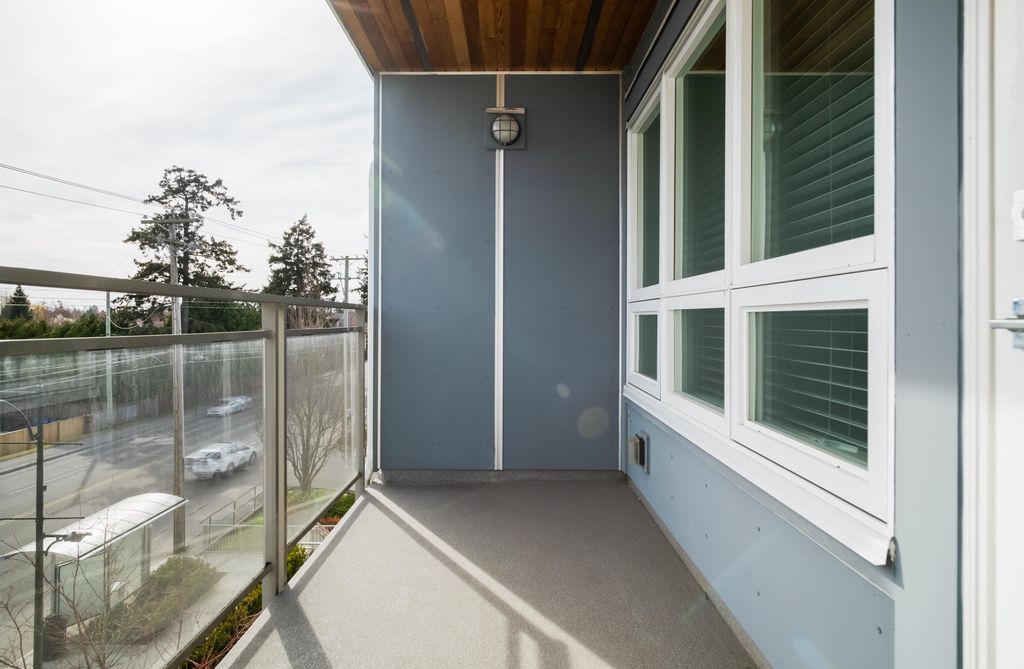 listing image 1108194332098156298