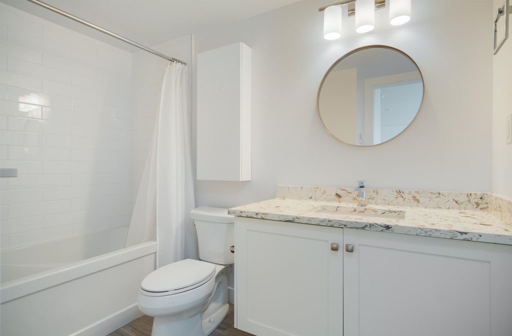 listing image 1109250377443068250