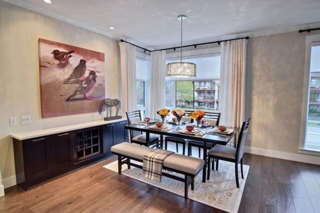 listing image 1103649336972422997