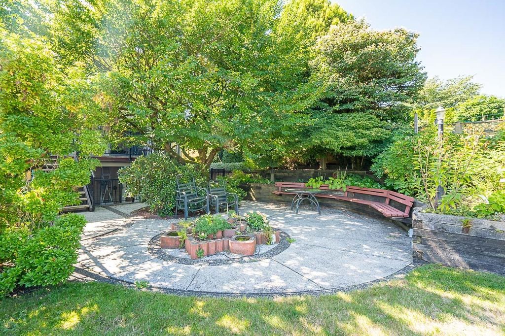 listing image 1107884391156957054