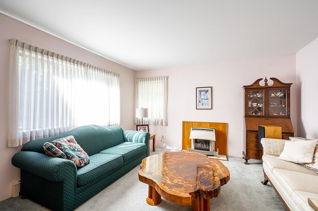 listing image 1102163223532919924