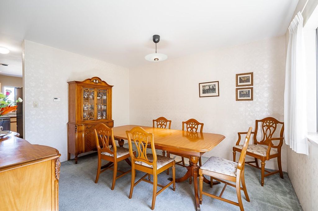 listing image 1107235155566426267