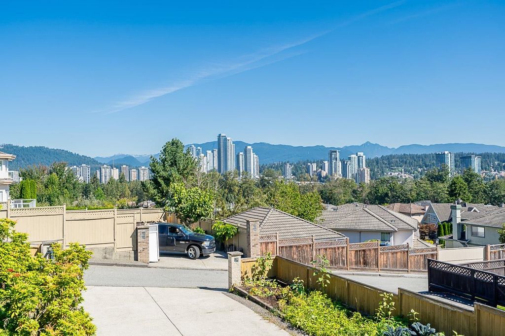 listing image 1102511927287713914