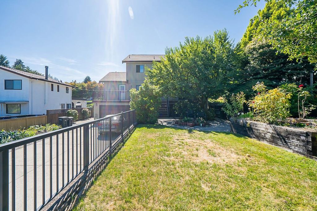 listing image 1101267370232818387