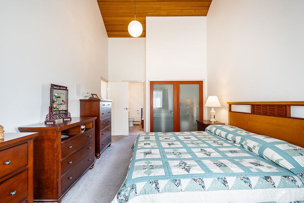 listing image 1109562098843805997