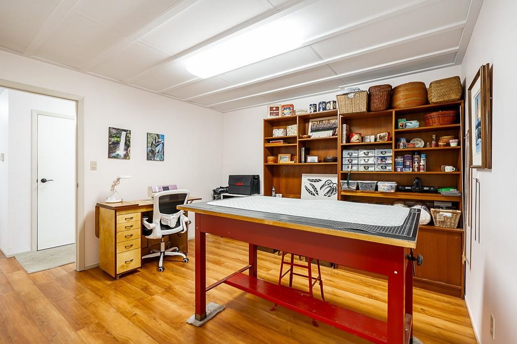 listing image 1101780031002511786