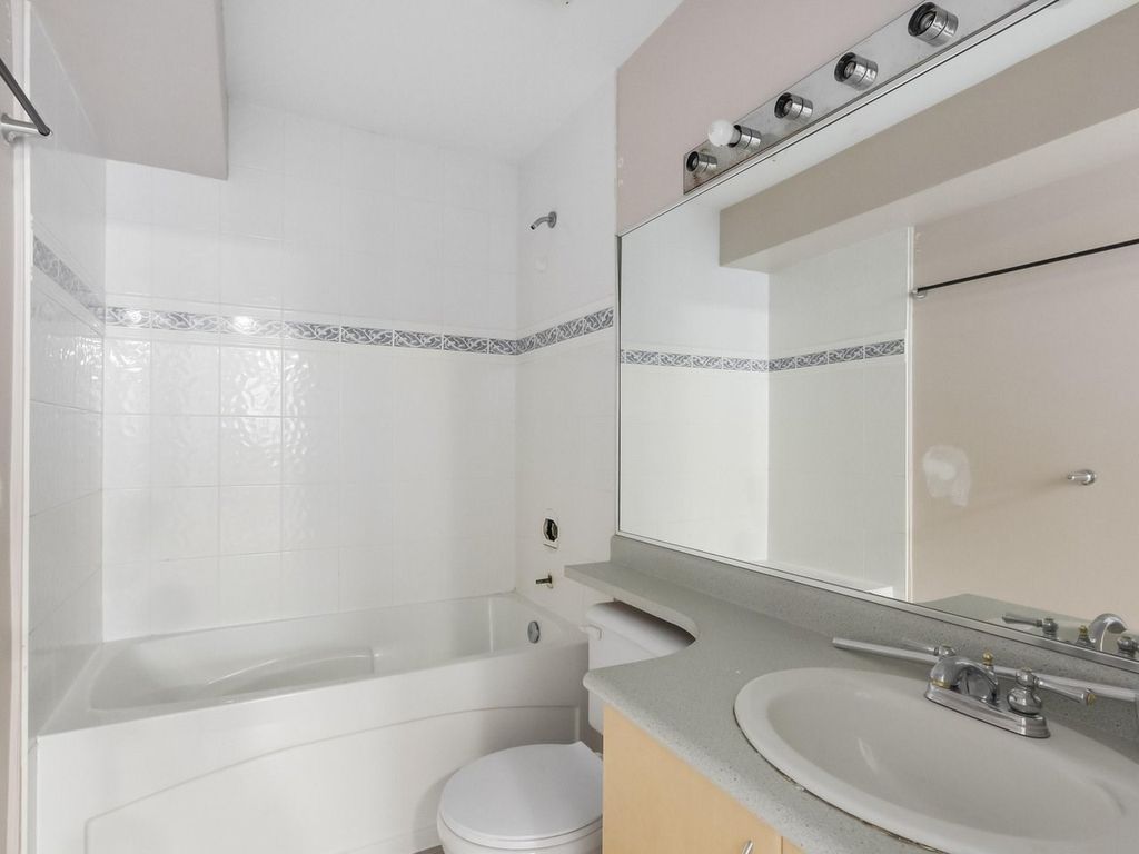 listing image 1105408442450890481