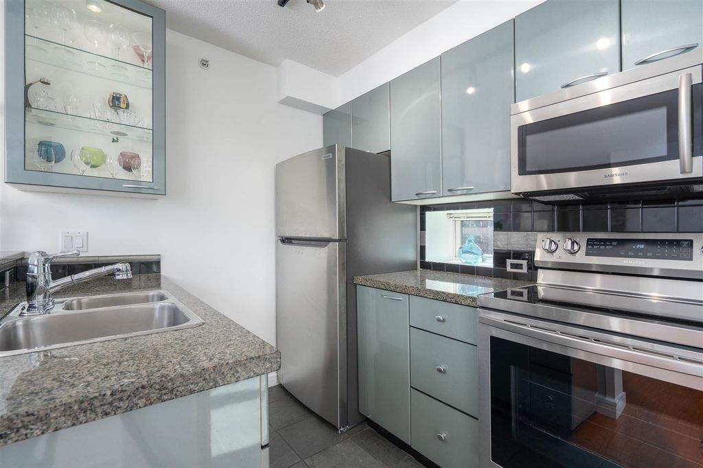 listing image 1108322390336260770
