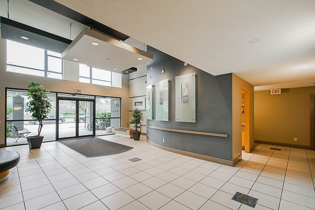 listing image 1108780948990486574