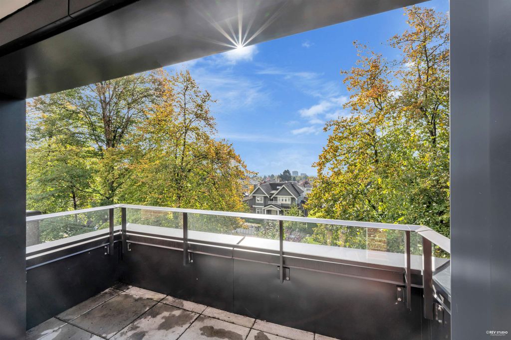 listing image 1106550492113668086