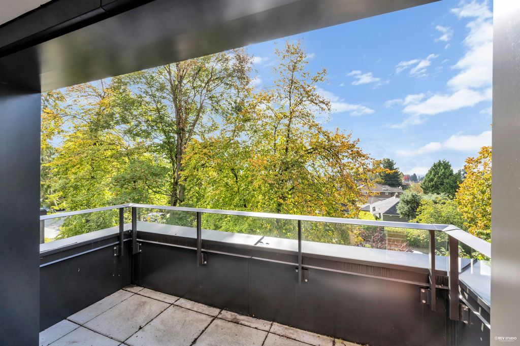 listing image 1101163902975427798