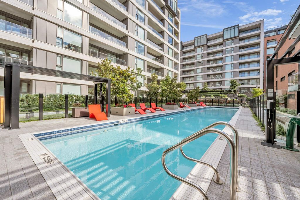 listing image 1101757297522109891