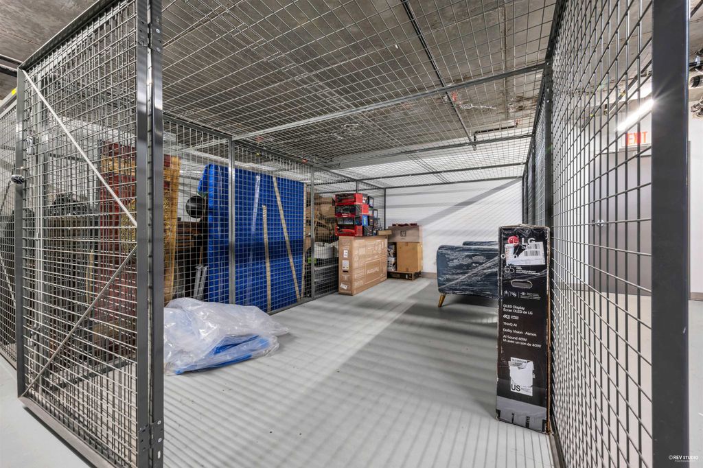 listing image 1102426898128027803