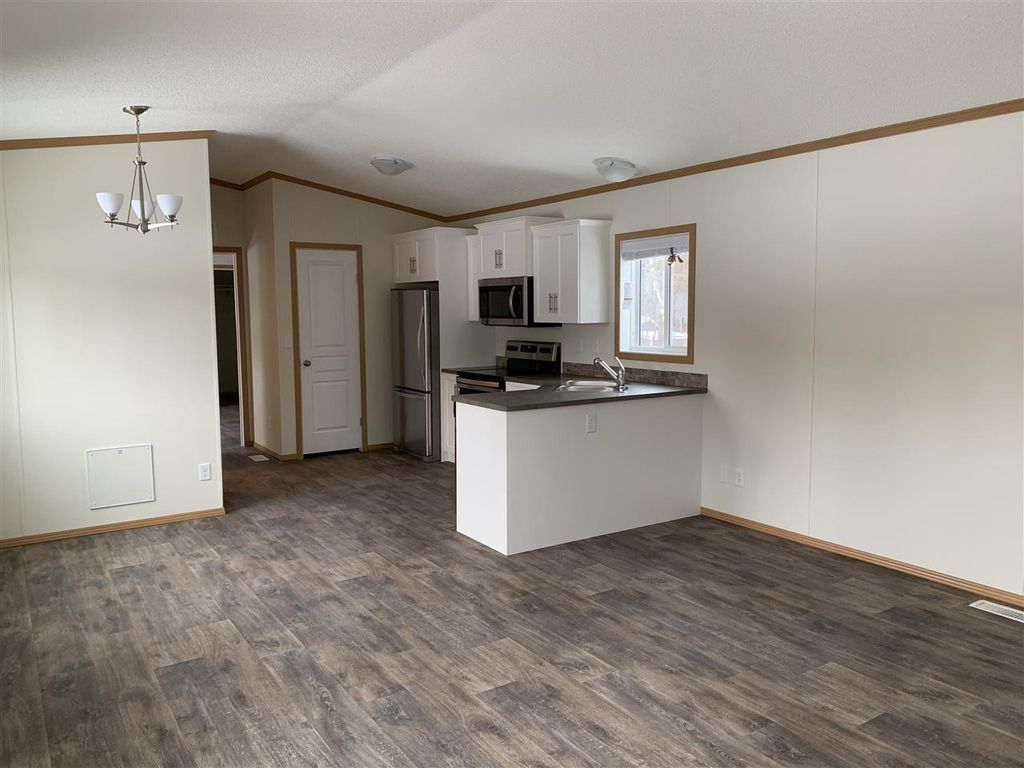 listing image 1108491035754561340