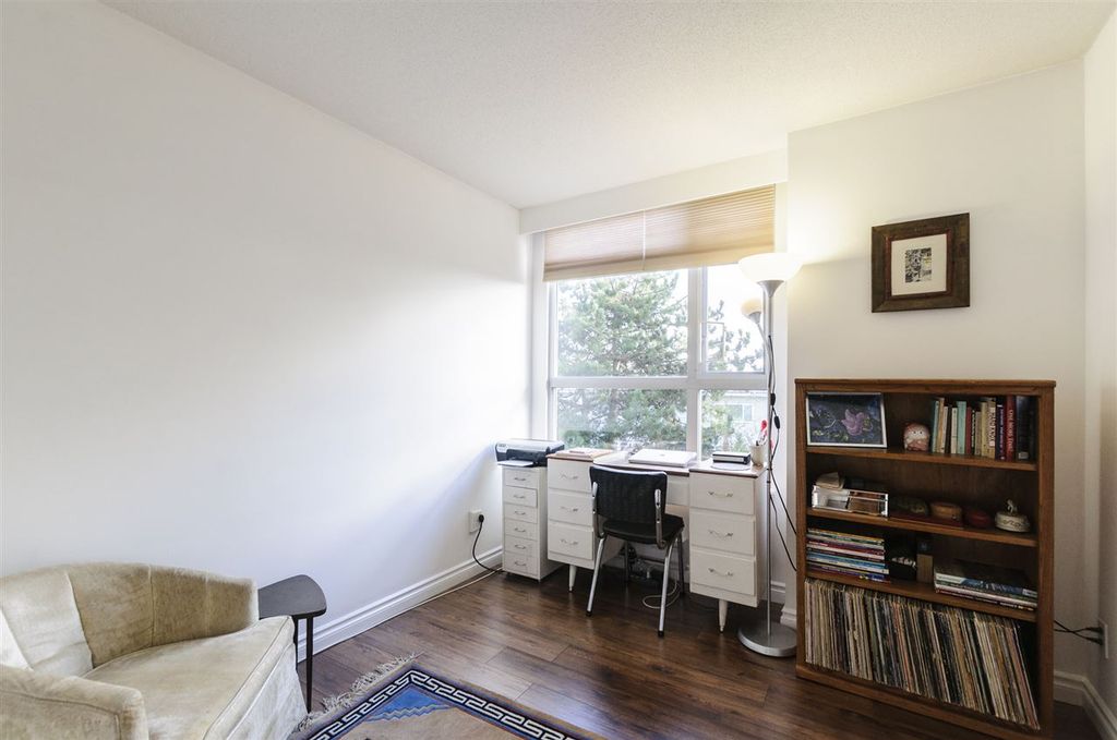 listing image 1106647076454726182