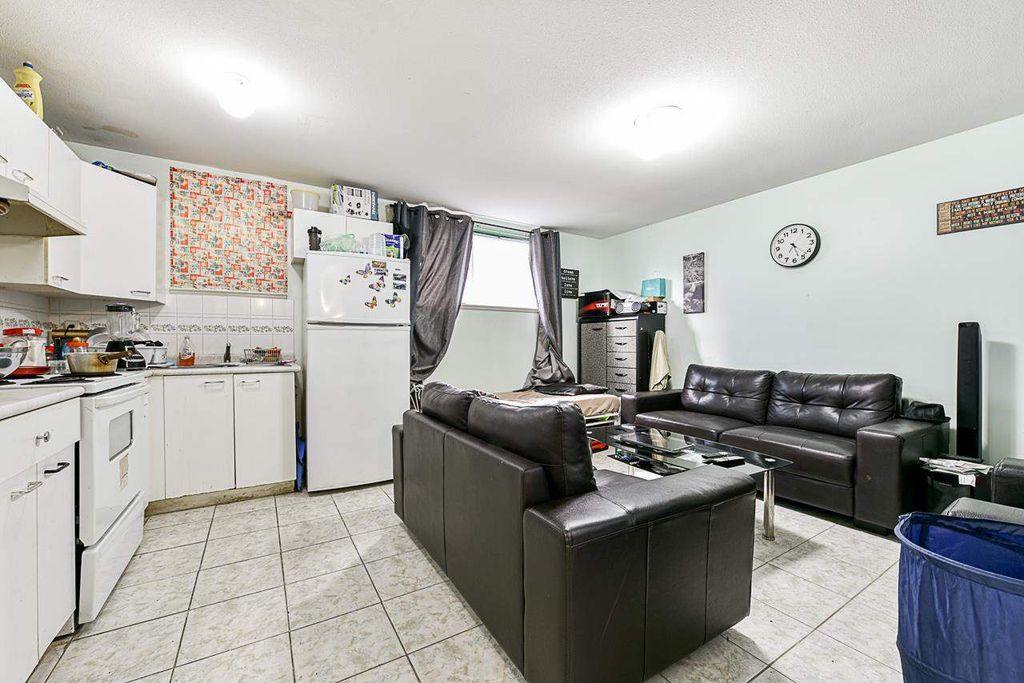 listing image 1102411236954228082