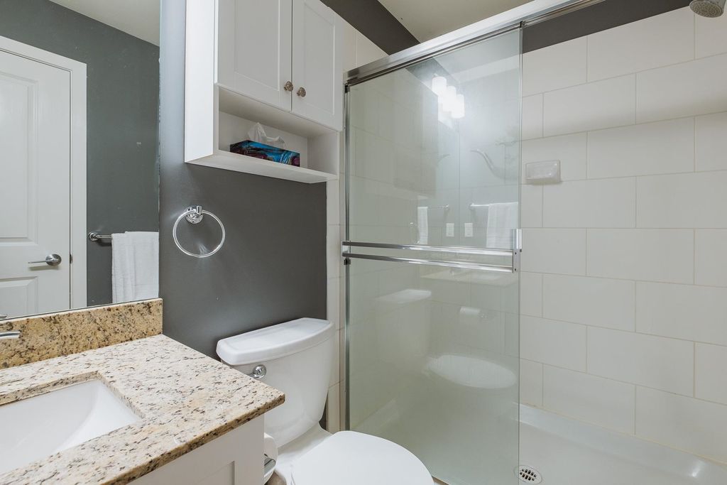 listing image 1109504125754150666