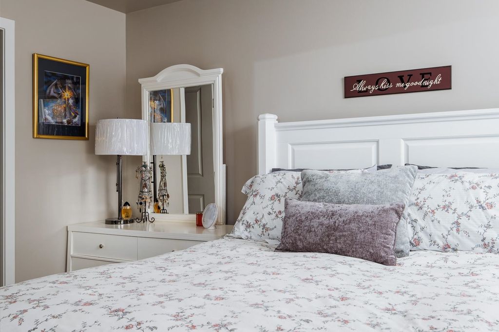 listing image 1101527049655708692