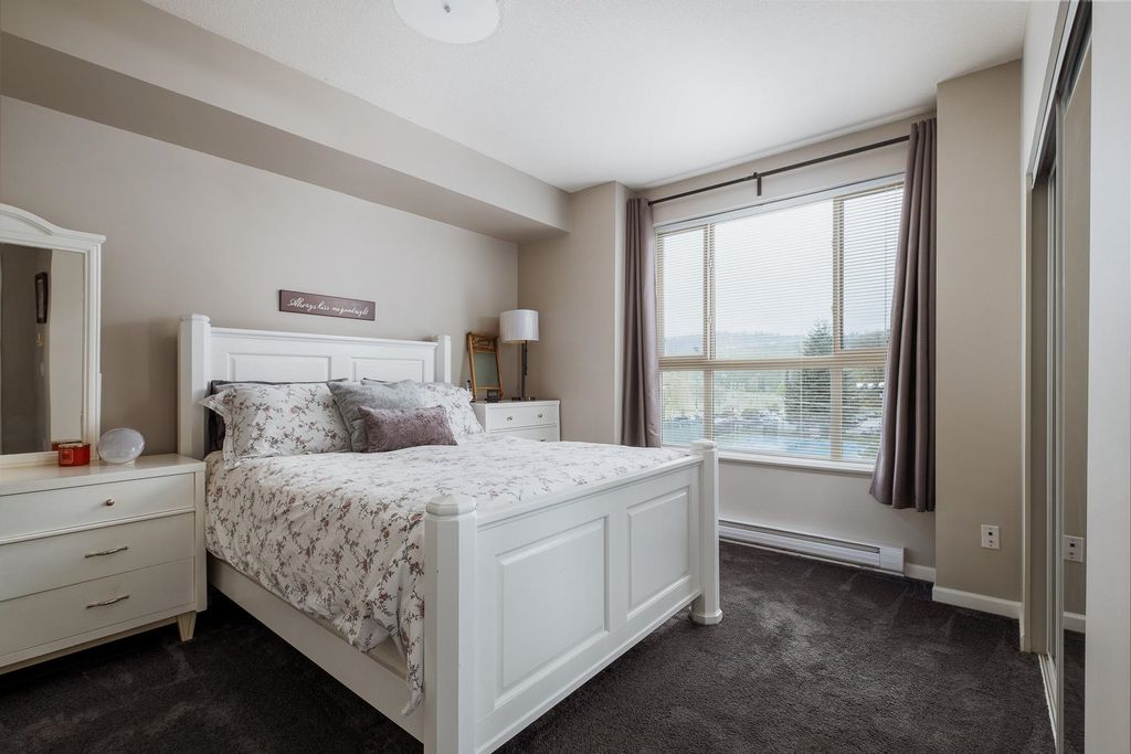 listing image 1103353888785268220