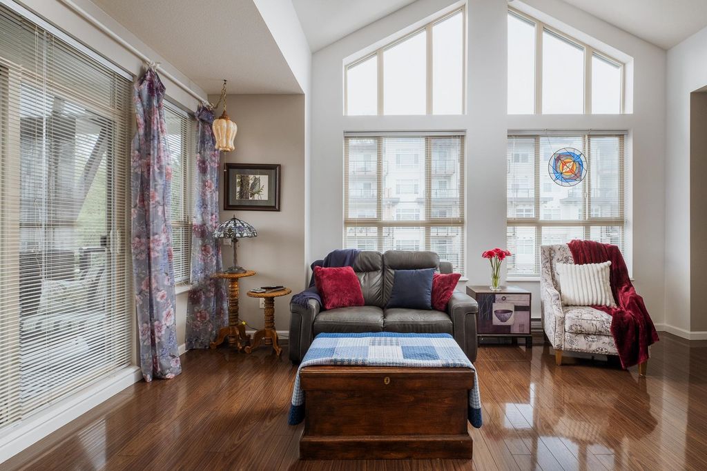 listing image 1100537464901388692