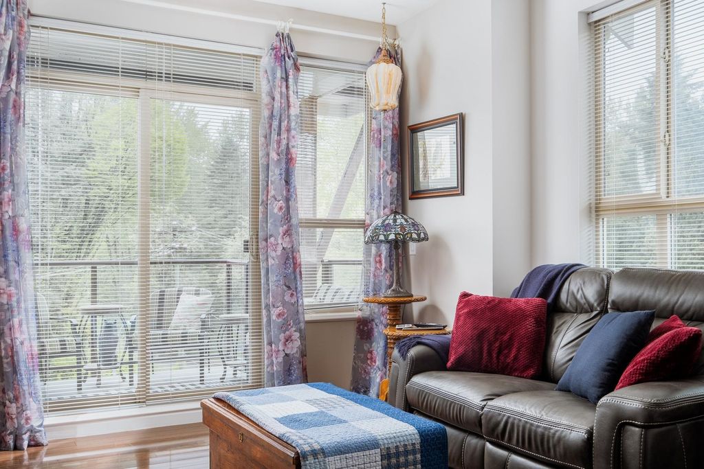 listing image 1100085513171081939