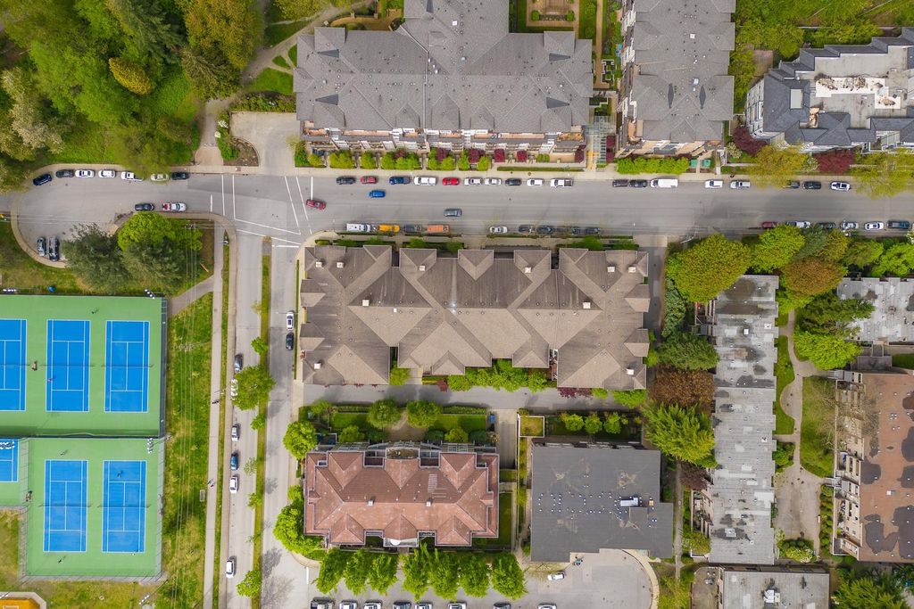 listing image 1108879774987552622